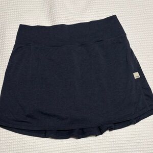 Vuori Women's Baseline Skirt in Dark Blue